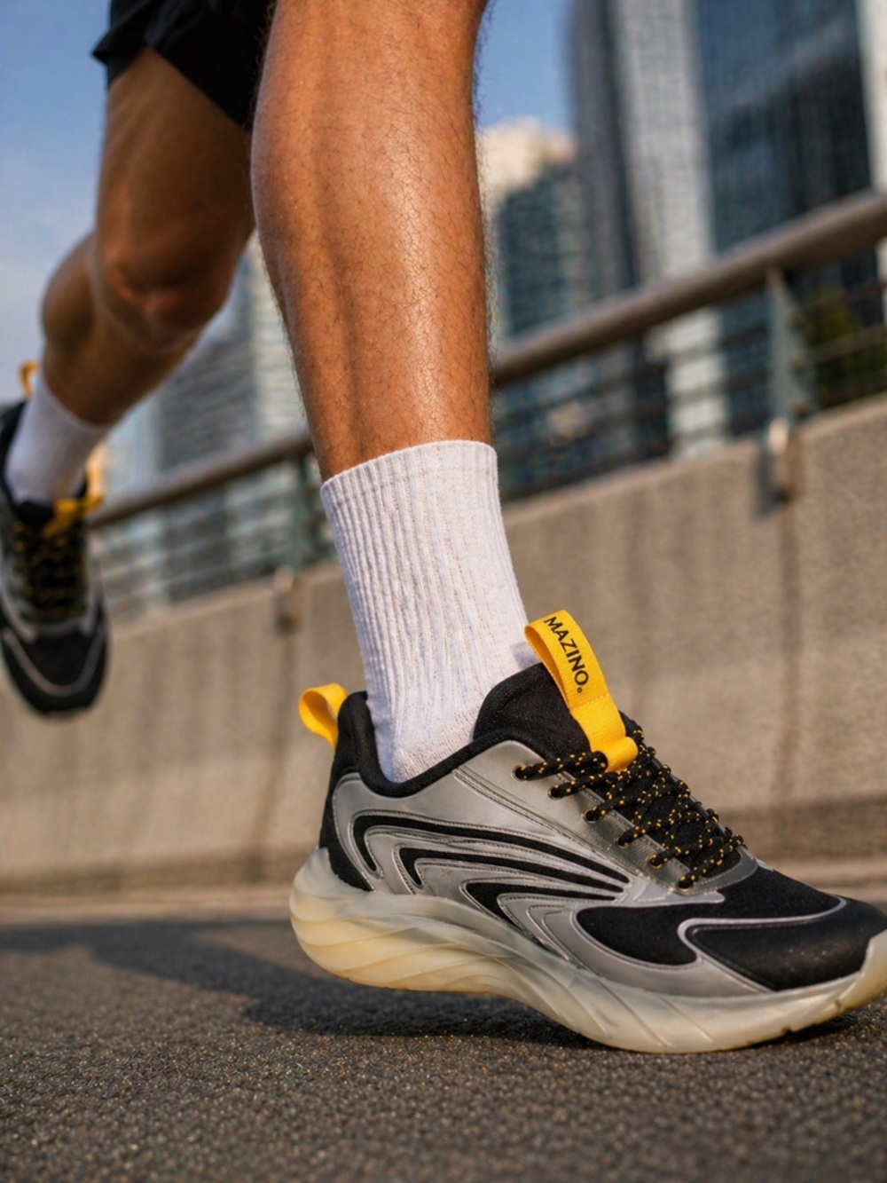 Mazino Men's White Crew Socks - Cushioned Athletic Comfort 9.5M
